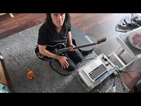 First attempts with my guitar, Gretsch Baritone Jet