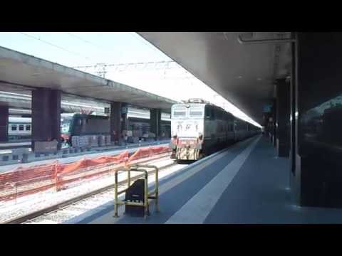 E656.254 in partenza con l' IC 727 "Archimede" Roma Termini - Siracusa/Palermo Centrale