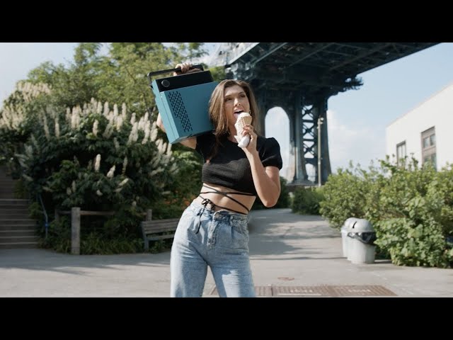 video-img