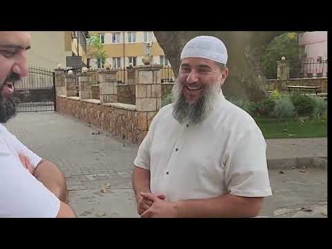 Me Hoxhën Muharem Ismaili, para Namazit të Akshamit, dhe dersit javor!