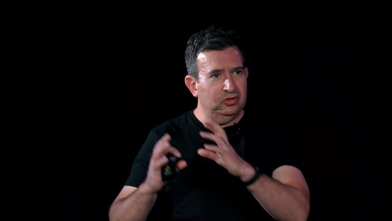 Daveed Gartenstein-Ross on stage