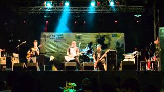 Broken & Burnt - Break & Burn (Live @ 3º Festival Bandas de Garage - Praça do Papa)