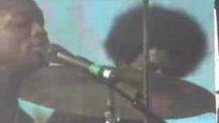 The Roots - Masters of War - LIVE