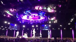 Clear Skies - Ernie Haase &amp; Signature Sound