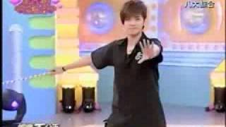 Download lagu Show Luo Zhi Xiang • Show Luo Amazing Stick Exibition mp3