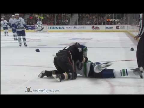 Raffi Torres vs Sheldon Brookbank Oct 13, 2010