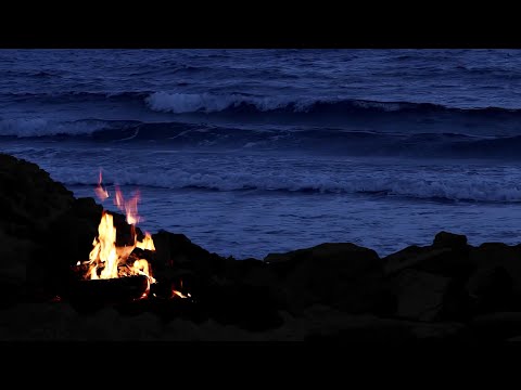 Deep sleep ocean sounds | Relaxing sounds of a campfire on the beach | Ocean waves relaxation video