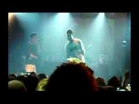 Red Bull Batalla de los gallos 2007 (BCN) Yeah Yon vs Chester