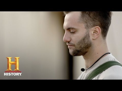 The Selection: Contestant Bio - Dylan Davis | History