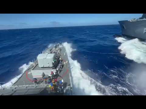 Underway Replenishment between KD Lekir and HMAS Supply