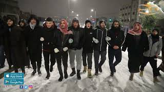 شاهد كيف احتفل شباب اردنيون بالثلج