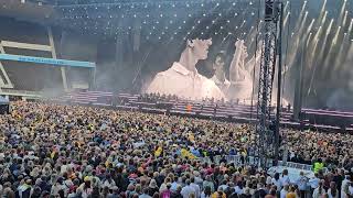 Ultra Bra- Tule Pelaamaan Meidän Kanssa Krokettia/ Heikko Valo- Helsingin Olympiastadion  22.8. 2025
