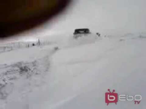 Land Rover 90 in snow Farr - Tomatin