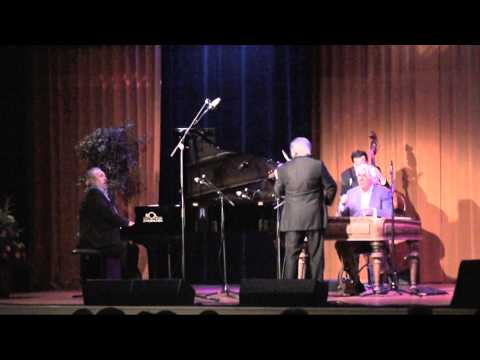 Tata Mirando Ensemble olv Djangela Mirando video 2van10