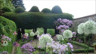 preview picture of video 'Kelmarsh Hall Garden'