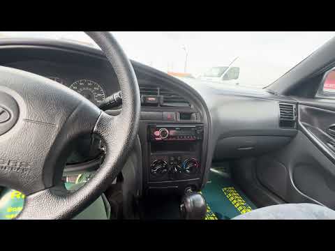 фото hyundai elantra iii (xd) 0