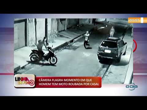 LINHA DE FOGO 13 01 Cí‚MERA FLAGRA MOMENTO EM QUE HOMEM TEM MOTO ROUBADA POR CASAL