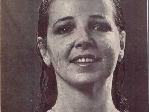 Marilina Ross  -  Esos que dicen amarse