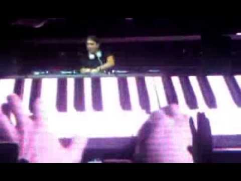 Alesso live at Creamfields Malta 2013 - Part 1