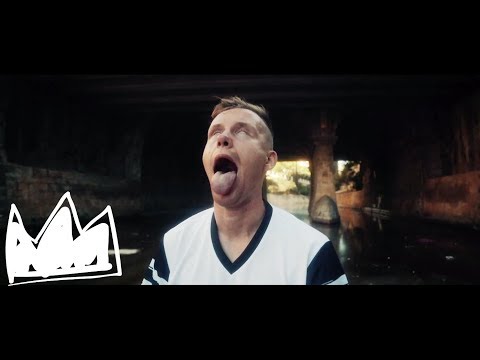 FRUCHTMAX - DROP TOP / HNLIMMGT (HEUTE NACHT LASS ICH MIR MEIN GESICHT TÄTOWIEREN)