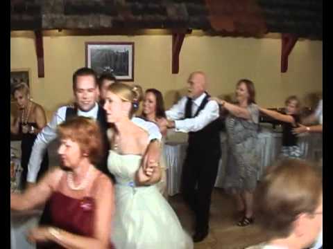 download lagu mp3 mp4 Family Duo, download lagu Family Duo gratis, unduh video klip Family Duo