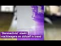 Man steekt vrachtwagen en zichzelf in brand