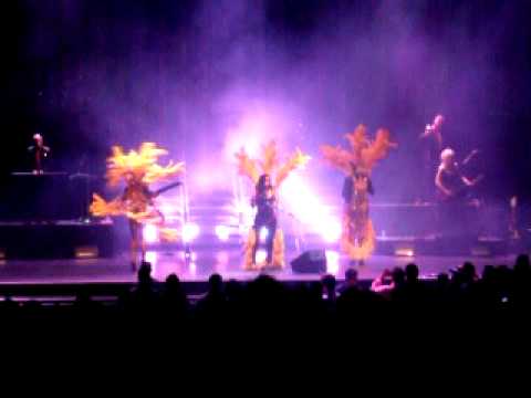 LA FUNCIONARIA ASESINA