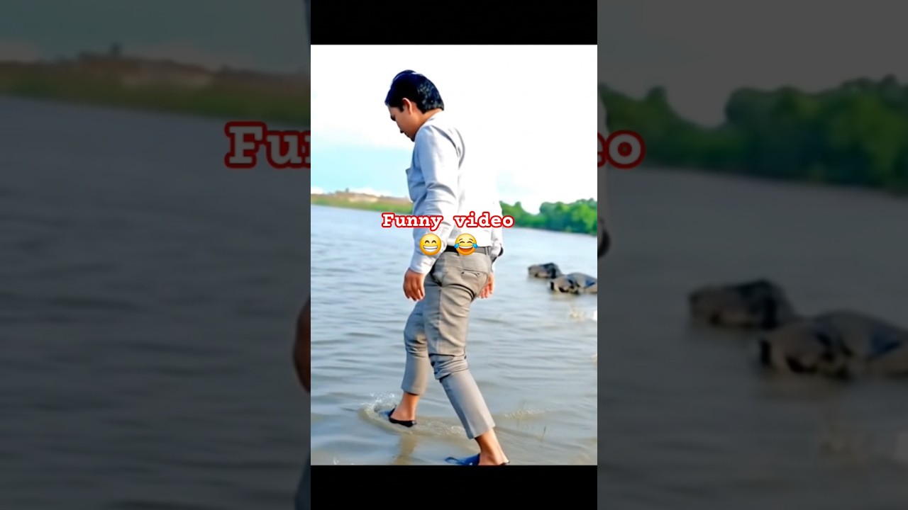 walking 🚶‍♂️ on the rever #video #trending #shorts #viralvideo #shortsviral #newvideo #funny #1m