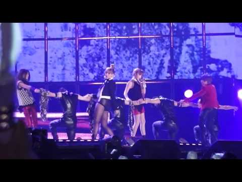 20121214 2NE1 トゥエニワン Special Stage Melon Music Award