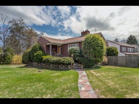 25 Albert St, Melrose MA - Susan Felice-Marroni - Tel 617-510-7063