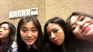 Download lagu Live Showroom Aya JKT48 & Cindy Celine - 25-1-21 mp3 Download lagu Live Showroom Aya JKT48 & Cindy Celine - 25-1-21 mp3