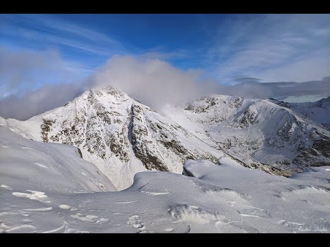 Pe Lespezi cu Mountain Equipment