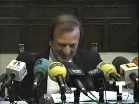 Un ataque de Risa en una rueda de prensa