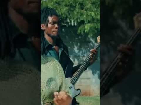 Beautiful Taita girl Wakesho by Freshly Mwamburi. One of the best musicians in Coast Region. #dance