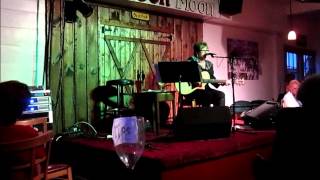 EG Kight "Lip Service" live