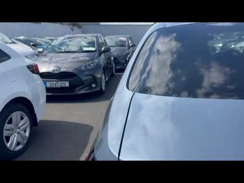 Toyota Corolla 1.8 Hybrid Luna Sport 4dr - Image 2