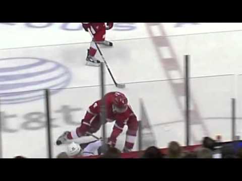 Jakub Kindl hits Gabriel Landeskog