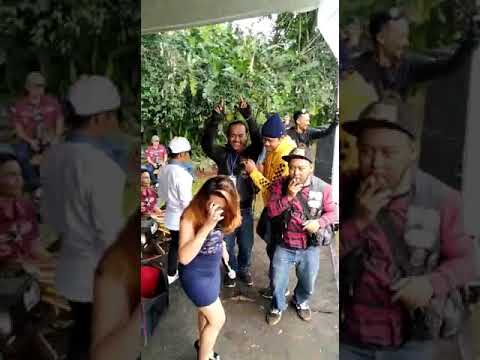 Joged perdana mang Joe si ewok