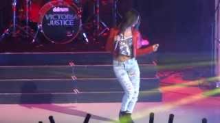 Victoria Justice - &quot;Shake&quot; (Live in Del Mar 6-22-13)