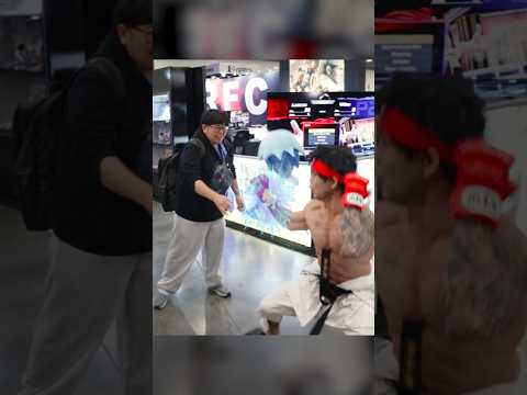 Damn, Justin Wong gets parried during an interview LOL 👊 #evo2025 #justinwong #fgc