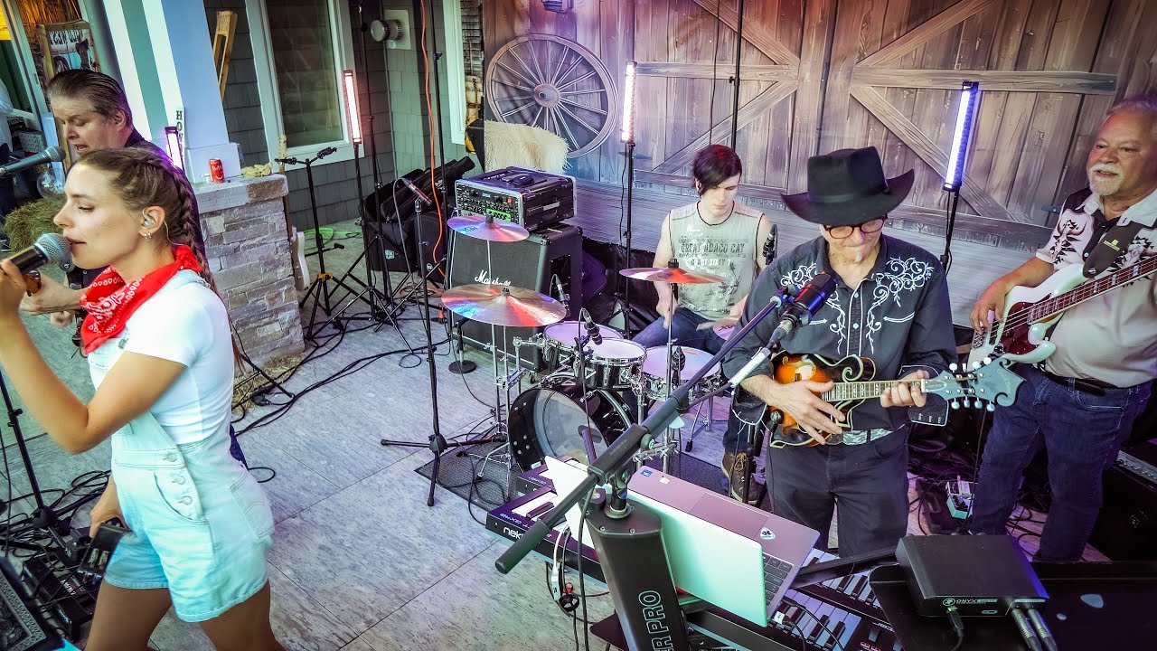 Promotional video thumbnail 2 for Annika & the Earthlings