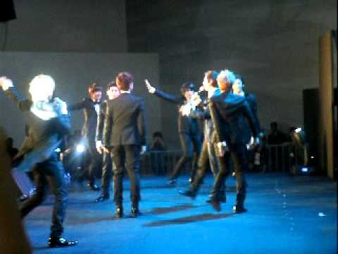 [01.13.2012] ZE:A MANiLA TOUR @ GLORiETTA - WATCH OUT