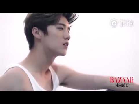 160720 - Photoshoot da Harper's Bazaar 《时尚芭莎》 - Bastidores (6) - Luhan