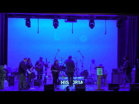 História zenekar ☆ Mit ír az újság? című koncertmusical, Dunaszerdahely-Csaplár Benedek VMK.