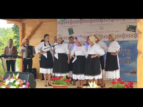 Horitoarele din Posta ( Țara Chioarului ) - Măicuță cu fete bune