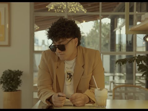 Milo Mae - SOBRARON RAZONES (Video Oficial)