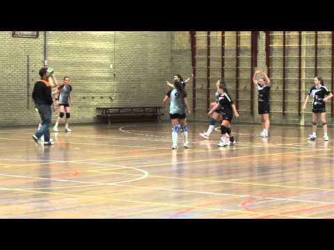 02 handbal OHC - United Breda 28-01-2012 Oosterhout damse B