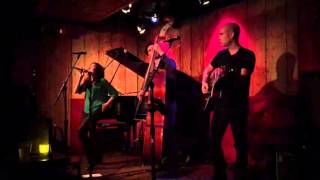 Clara Lofaro covering "Hello" by Adele