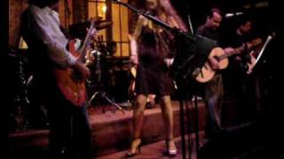 Download lagu Vintage Cafe with Juliana Novo - Hey Tonight (Creedence cover) mp3