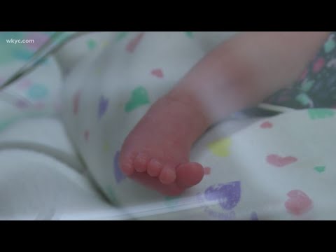New technology helps save premature twins